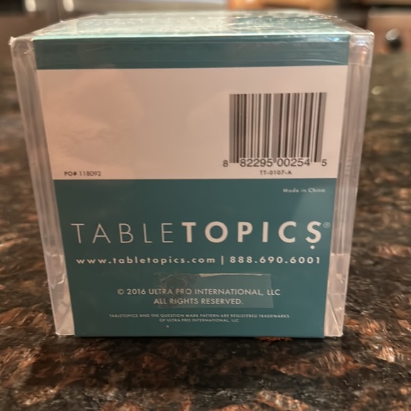 NWT TableTopics Book Club Questions to Start Great Conversations - Picture 2 of 3